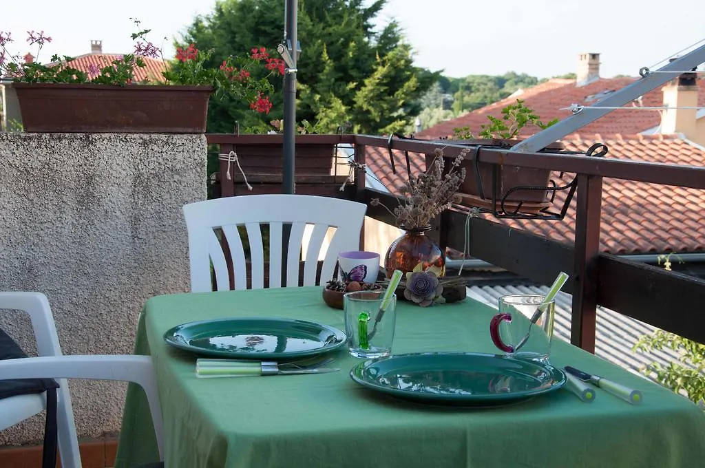 Apartment Sara Pomer 0*,  Croatia