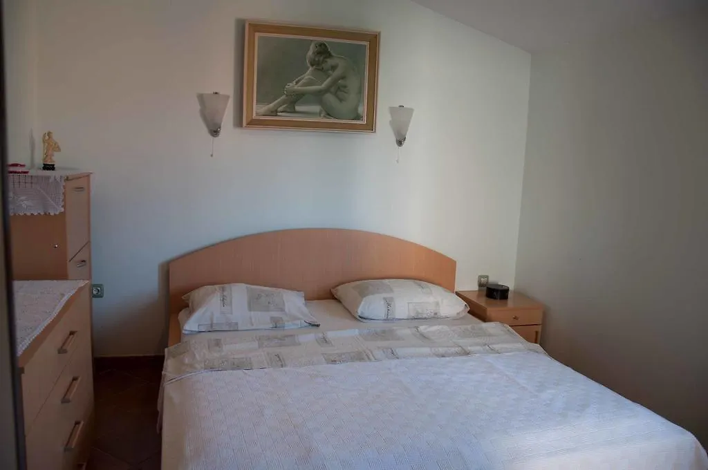 Apartment Sara Pomer